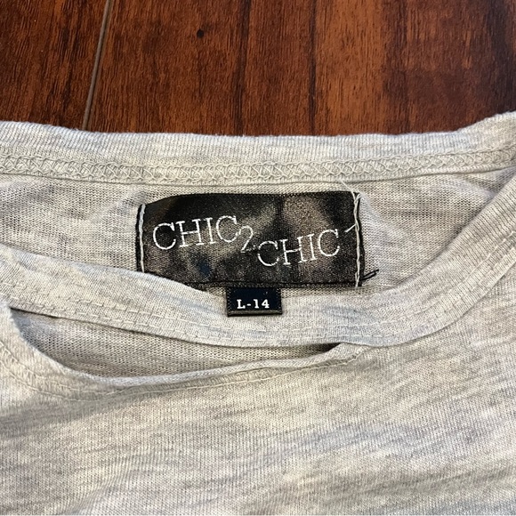 ⭐️ EUC - Chic 2 Chic - Girls 14 Long Sleeve Tee - Picture 4 of 4